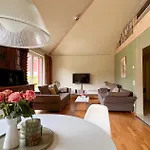 Exklusives Conradshoeh Mit Sauna Und Terrasse *