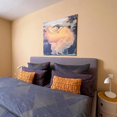 Exklusives Conradshoeh Mit Sauna Und Terrasse